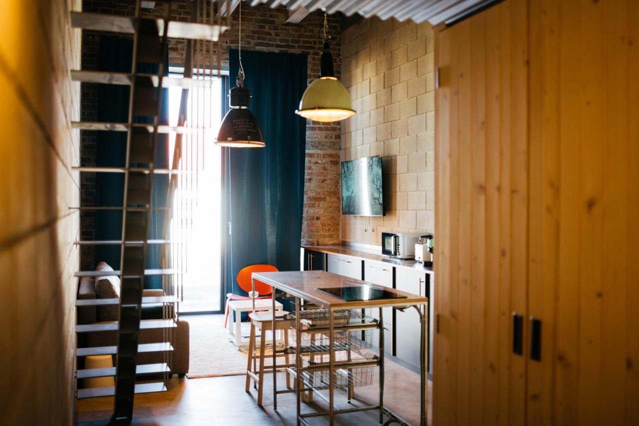 Smaltovna Lofty Apartman Losonc Kültér fotó