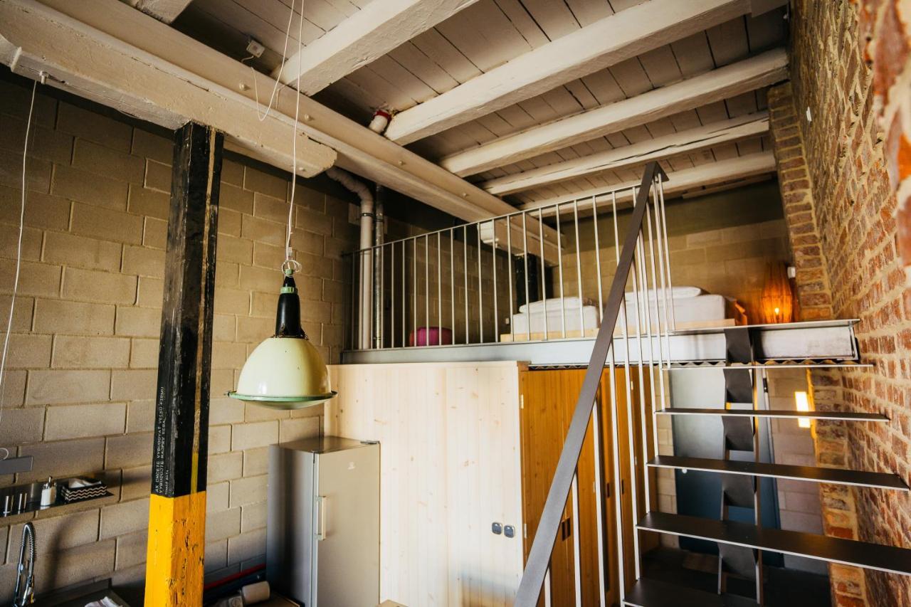 Smaltovna Lofty Apartman Losonc Kültér fotó
