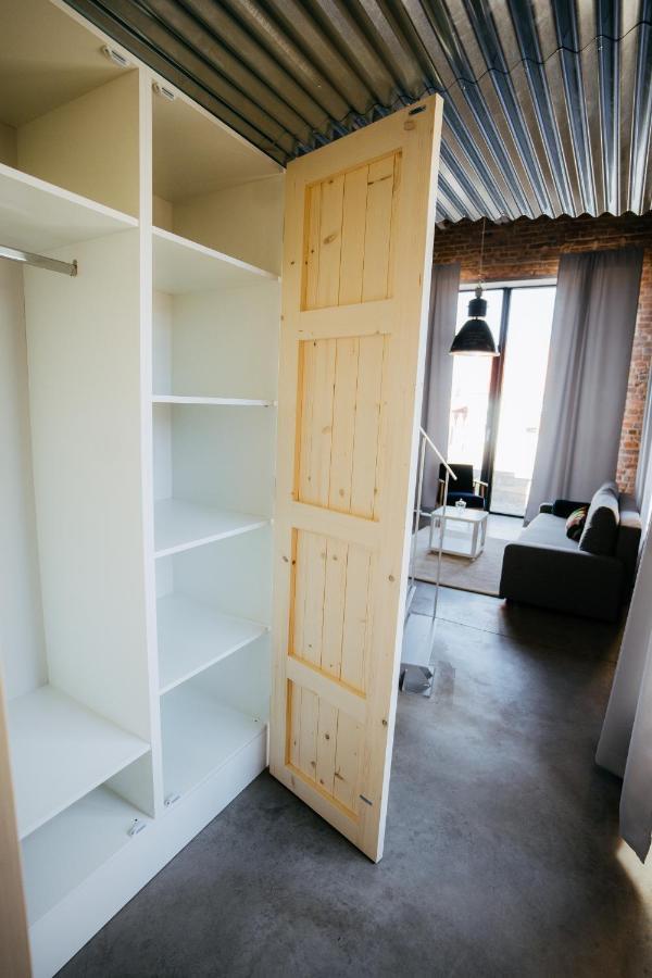 Smaltovna Lofty Apartman Losonc Kültér fotó