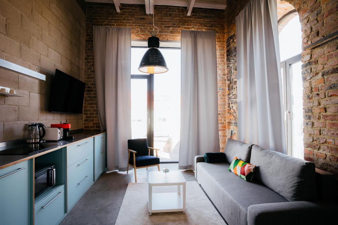 Smaltovna Lofty Apartman Losonc Kültér fotó