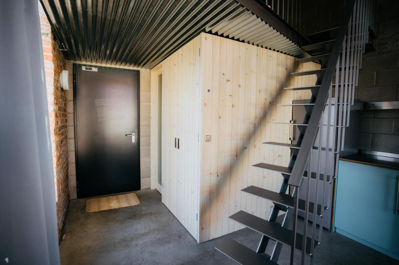 Smaltovna Lofty Apartman Losonc Kültér fotó