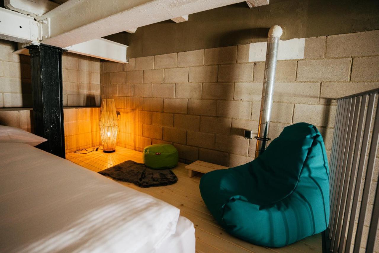 Smaltovna Lofty Apartman Losonc Kültér fotó