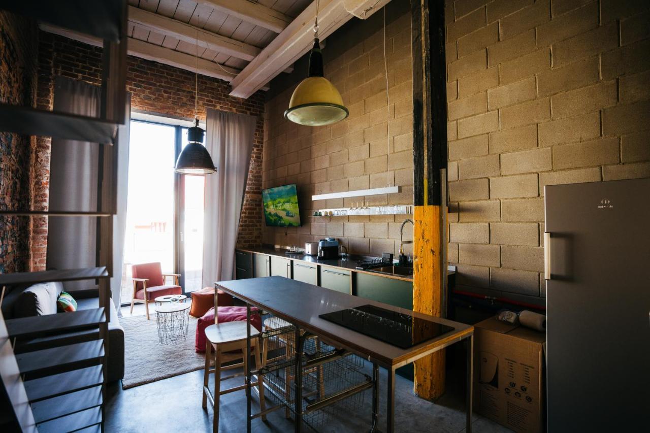 Smaltovna Lofty Apartman Losonc Kültér fotó