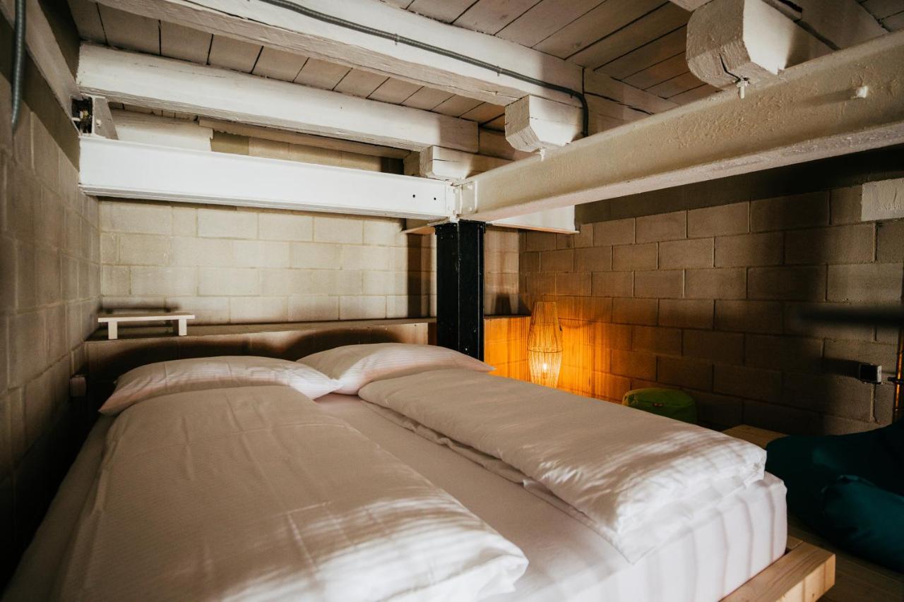 Smaltovna Lofty Apartman Losonc Kültér fotó